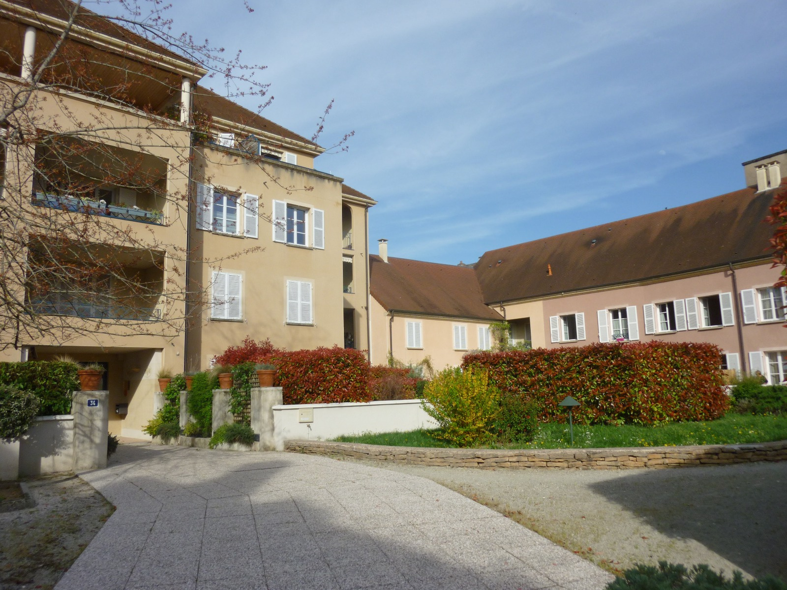 vente Beaune centre ville, dans très belle résidence avec ascenseur, appartement de 140 m2